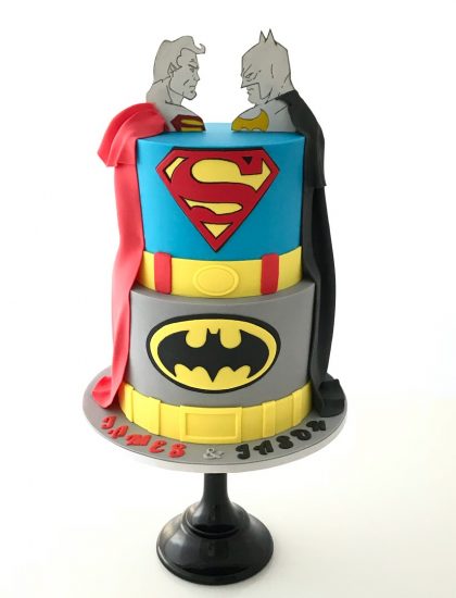 Superman v Batman Birthday Cake - Sugarlily Cakes Superman v Batman Birthday Cake - Sugarlily Cakes