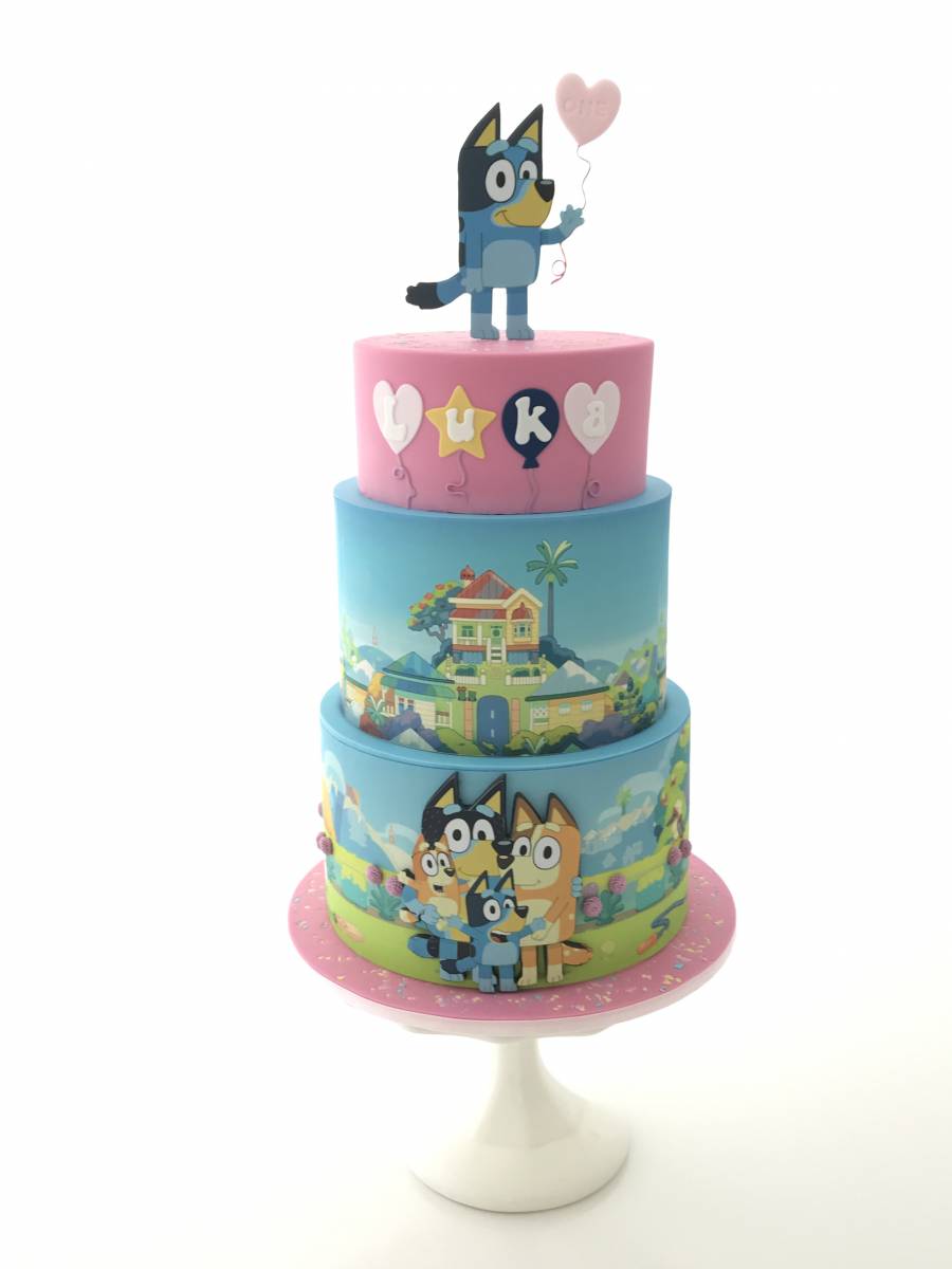bluey-themed-cake-sugarlily-cakes